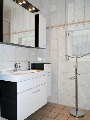 Ein Badezimmer in der Unterkunft Waldsiedlung 18 Haus 12 Wo 1