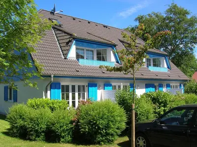 Das Gebäude in dem sich die Ferienwohnung befindet