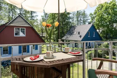 Das Gebäude in dem sich die Ferienwohnung befindet