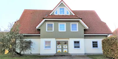 Das Gebäude in dem sich die Ferienwohnung befindet