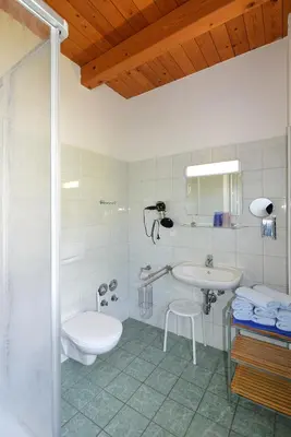 Ein Badezimmer in der Unterkunft Ankerplatz RH 3