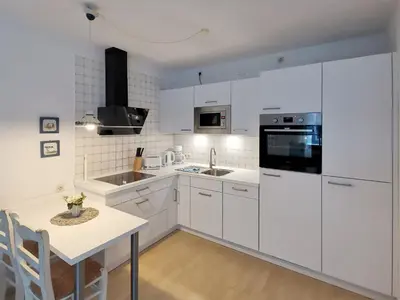 Küche/Küchenzeile in der Unterkunft Eichenpark Haus 3 Wohnung 5