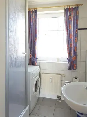 Ein Badezimmer in der Unterkunft Buchengrund Wo 7