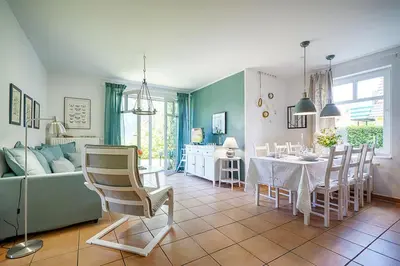 Ein Sitzbereich in der Unterkunft Trident Wohnung 1