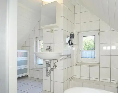 Ein Badezimmer in der Unterkunft Haus Anna Wo 3