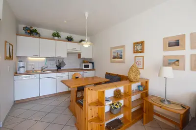 Küche/Küchenzeile in der Unterkunft Eichenpark Haus 4 Wohnung 2