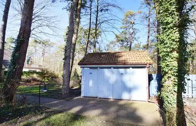 Das Gebäude in dem sich das Ferienhaus befindet