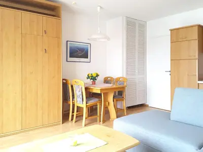 Ein Sitzbereich in der Unterkunft Frieseneck Wohnung 19