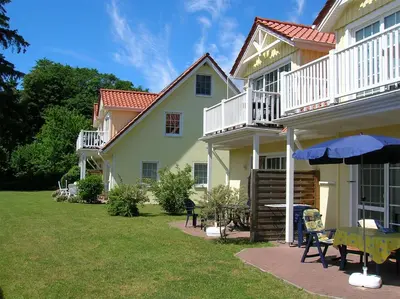 Das Gebäude in dem sich die Ferienwohnung befindet