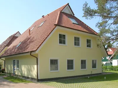 Das Gebäude in dem sich die Ferienwohnung befindet
