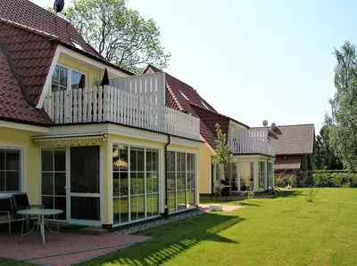 Ein Garten an der Unterkunft Buchenpark Wo 1