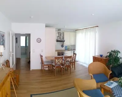 Küche/Küchenzeile in der Unterkunft Eichenpark Haus 4 Wohnung 1