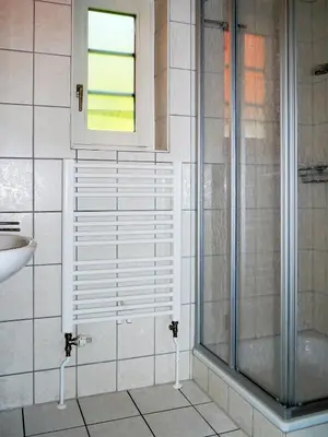 Ein Badezimmer in der Unterkunft Am Wiesengrund Haushälfte 13