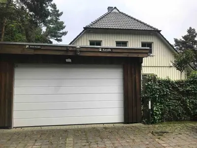 Das Gebäude in dem sich das Ferienhaus befindet