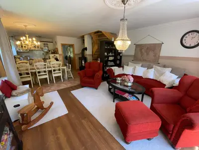 Ein Sitzbereich in der Unterkunft Ferienhaus Koralle im Fischerhof Born am Darß
