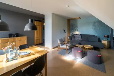 Ein Sitzbereich in der Unterkunft Haus am Schilf - Wohnung 3