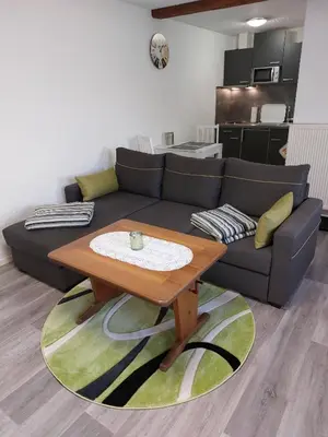 Ein Sitzbereich in der Unterkunft Ferienhaus für 2 Personen mit Terrasse