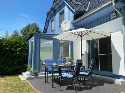 Das Gebäude in dem sich das Ferienhaus befindet