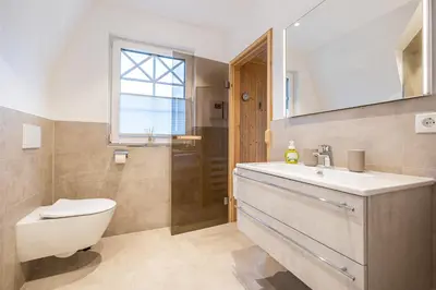 Ein Badezimmer in der Unterkunft Haus Mehlsgang 8