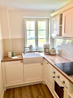 Küche/Küchenzeile in der Unterkunft Achtern Diek Haus 13b Wohnung 3