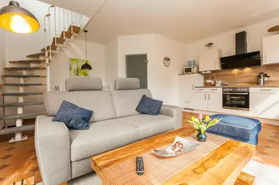 Küche/Küchenzeile in der Unterkunft Lindenstraße 41 Wohnung Gele Ginster