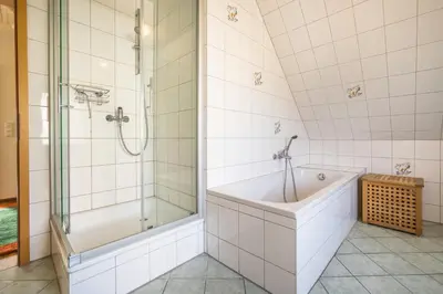 Ein Badezimmer in der Unterkunft Rosenberg Haus 16a