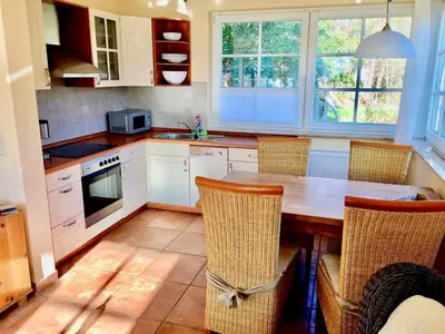 Küche/Küchenzeile in der Unterkunft Straminke 4b Wohnung Strandläufer
