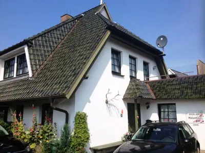Das Gebäude in dem sich die Ferienwohnung befindet