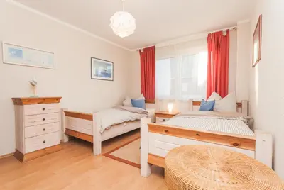Ein Bett oder Betten in einem Zimmer der Unterkunft Prerower Strasse 14 Wohnung 1