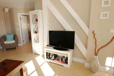 TV/Unterhaltungsangebot in der Unterkunft Müggenburger Weg 35 Wohnung oben links