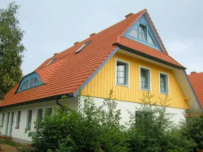 Das Gebäude in dem sich die Ferienwohnung befindet