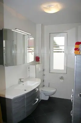Ein Badezimmer in der Unterkunft Lindenstrasse 6 Wohnung 4