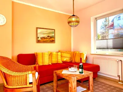 Ein Sitzbereich in der Unterkunft Hägerende 66 Haus Windrose Wohnung Nordwind