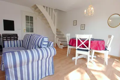 Ein Sitzbereich in der Unterkunft Straminke 14 Haus Strandidylle