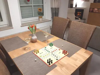 Ein Sitzbereich in der Unterkunft Schulstrasse Haus Seemöwe