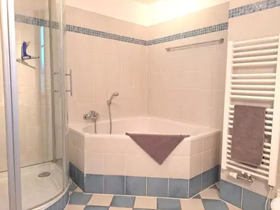Ein Badezimmer in der Unterkunft Birkmaase 10 Wohnung Ostseestern