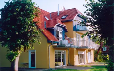 Das Gebäude in dem sich die Ferienwohnung befindet