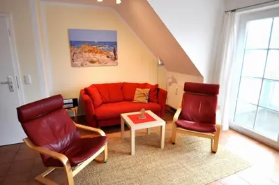Ein Sitzbereich in der Unterkunft Neue Reihe 17 Wohnung Abendsonne