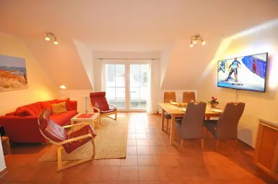 TV/Unterhaltungsangebot in der Unterkunft Neue Reihe 17 Wohnung Abendsonne
