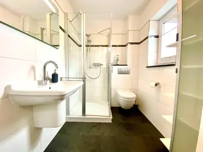 Ein Badezimmer in der Unterkunft Börlingstrasse 15 Haus 8