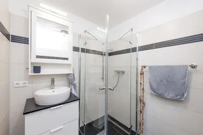 Ein Badezimmer in der Unterkunft Hafenstrasse 22 Wohnung 2 Muschelsucher