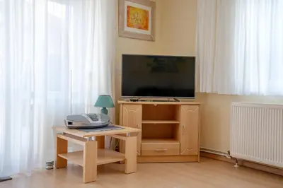 TV/Unterhaltungsangebot in der Unterkunft Birkenstrasse 6i Wohnung 13