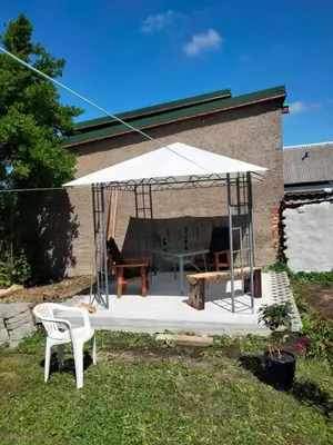 Ein Garten an der Unterkunft Kuschlige Ferienwohnung in der Vinetastadt Barth