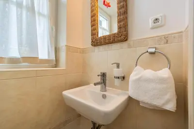 Ein Badezimmer in der Unterkunft Müggenburger Weg 38 Haus Godewind