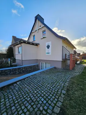 Das Gebäude in dem sich die Ferienwohnung befindet