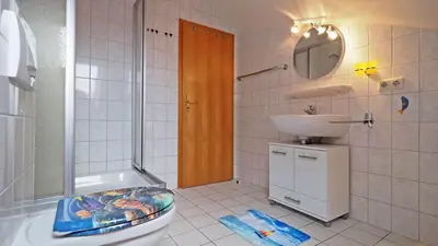 Ein Badezimmer in der Unterkunft Ferienwohnung Genz Zingst
