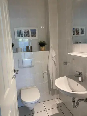 Ein Badezimmer in der Unterkunft Seeblick 5