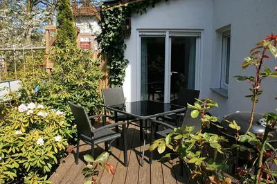 Ein Garten an der Unterkunft Haus Eichendorff