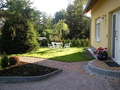Ein Garten an der Unterkunft Haus Eichendorff