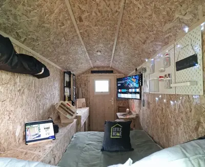 TV/Unterhaltungsangebot in der Unterkunft Little Home